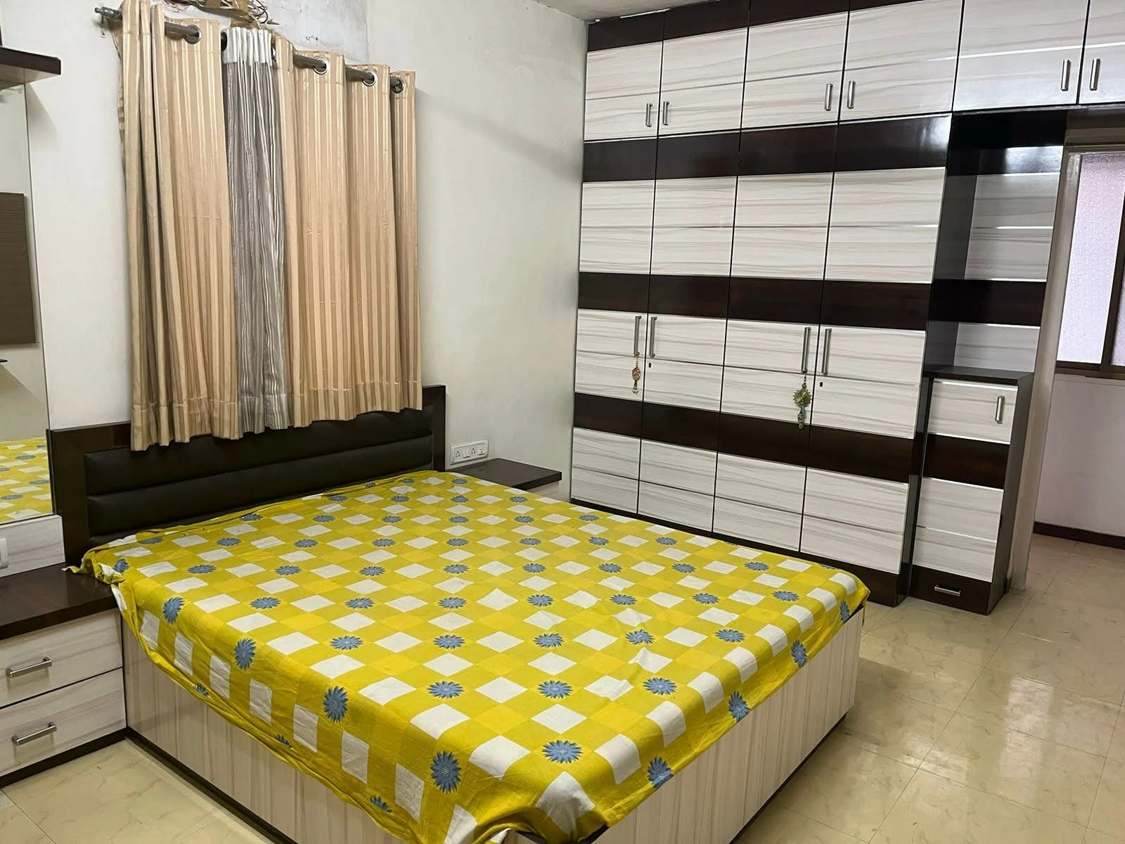 2 BHK Flat for Rent in Malad West