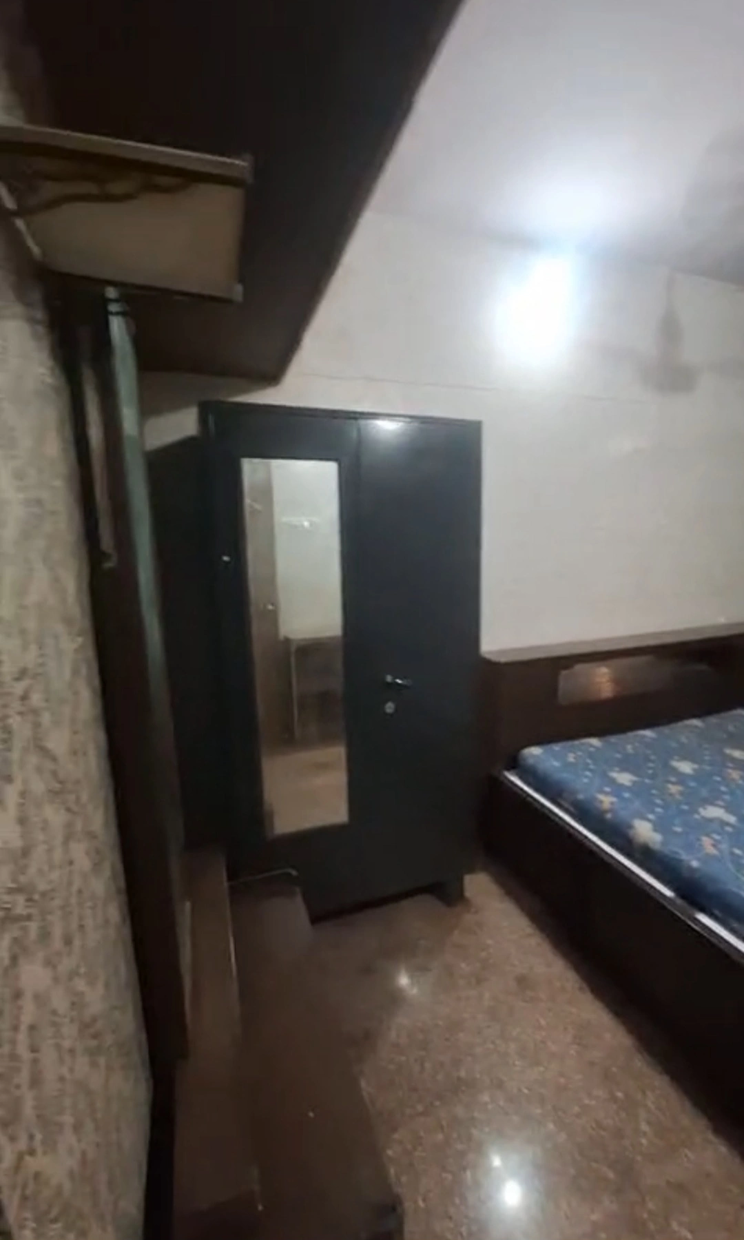 2 BHK Flat for Rent in Malad West