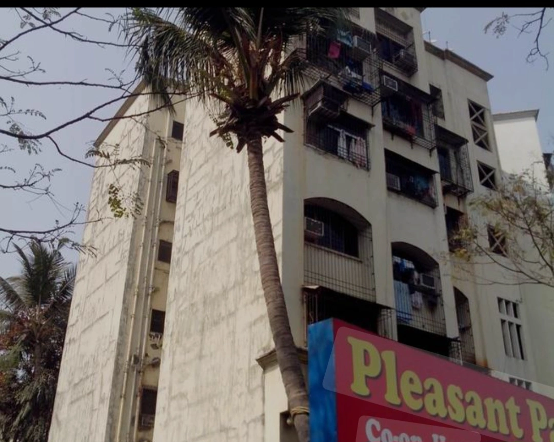 1 BHK Flat for Rent in Malad West