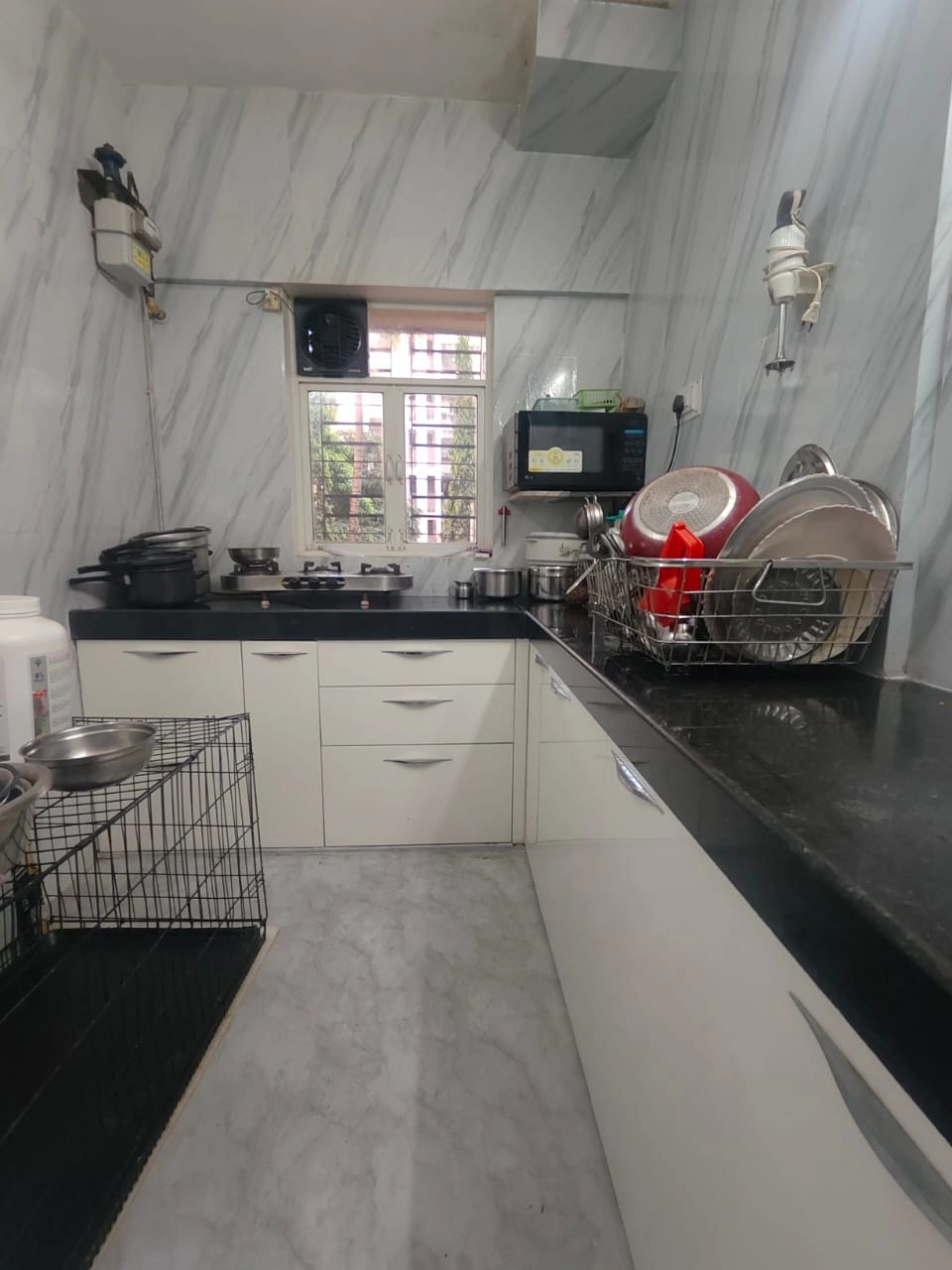 1 BHK Flat for Rent in Malad West