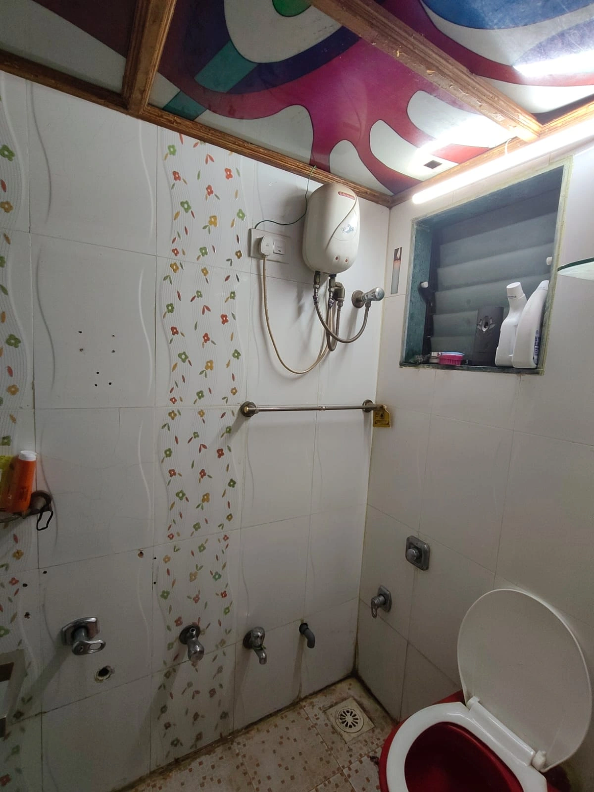 2 BHK Flat for Rent in New Mhada Complex , Goregaon East