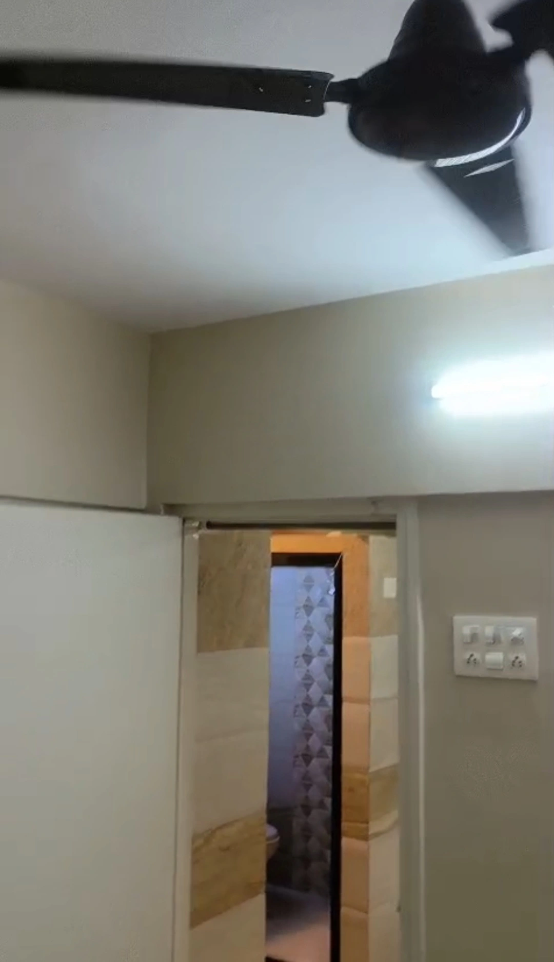 1 BHK Flat for Rent in Sejal Park Complex, Goregaon West