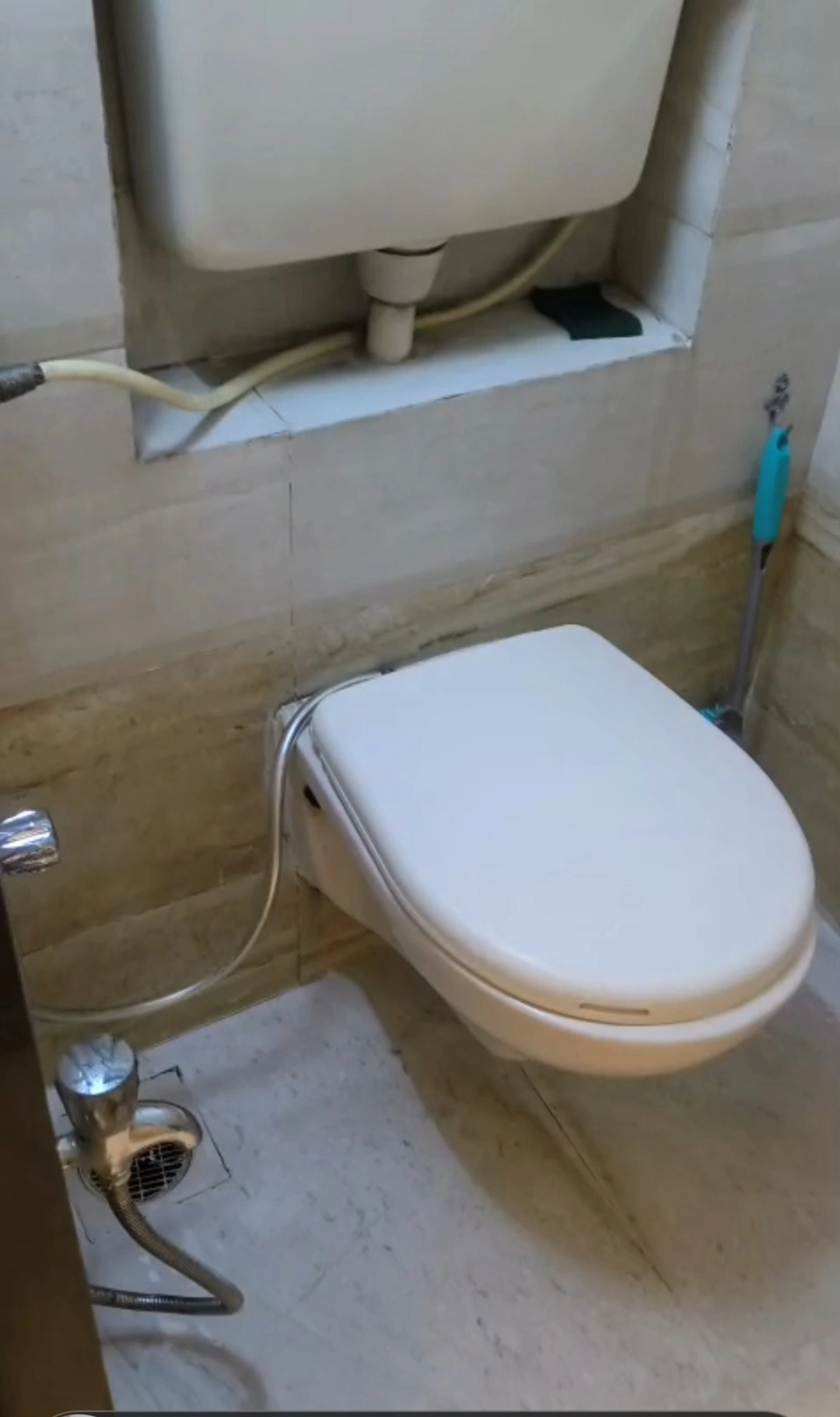 1 BHK Flat for Rent in Sejal Park Complex, Goregaon West