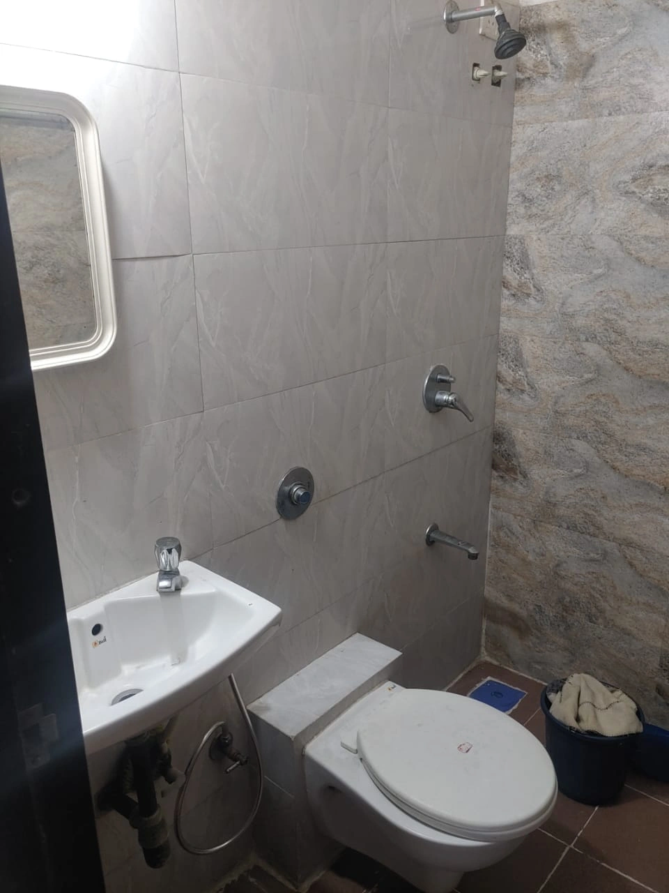 1 BHK Flat for Rent in Sethia Green View, Goregaon West