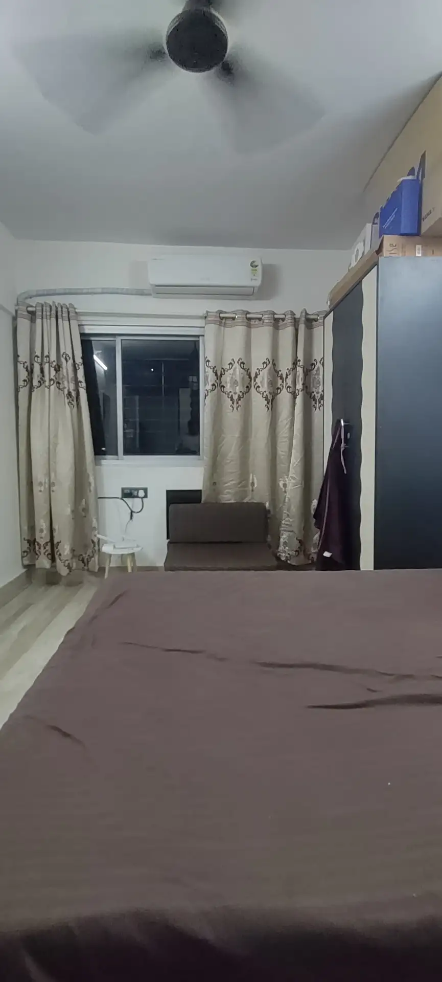 1 BHK Flat for Rent in Atlanta Building, Malad West